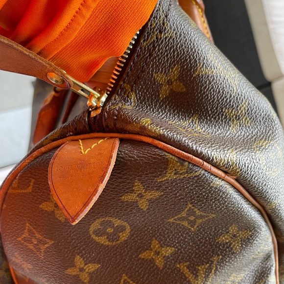 Authentic Louis Vuitton Speedy 35 (Vintage) - Picture 12 of 16